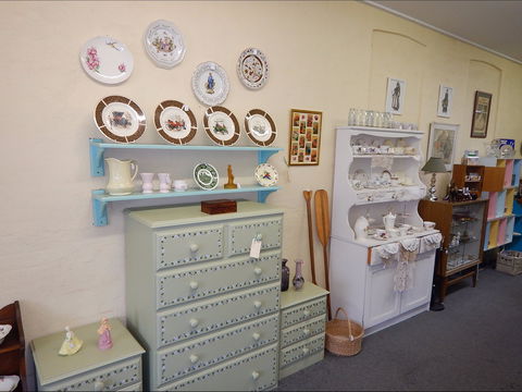Meri Collectables - Accommodation QLD 1