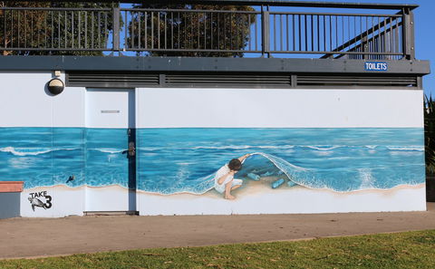 Shoalhaven Toilet Mural Tour - Accommodation QLD 0