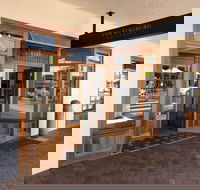 Van Rensburg Galleries - Accommodation QLD