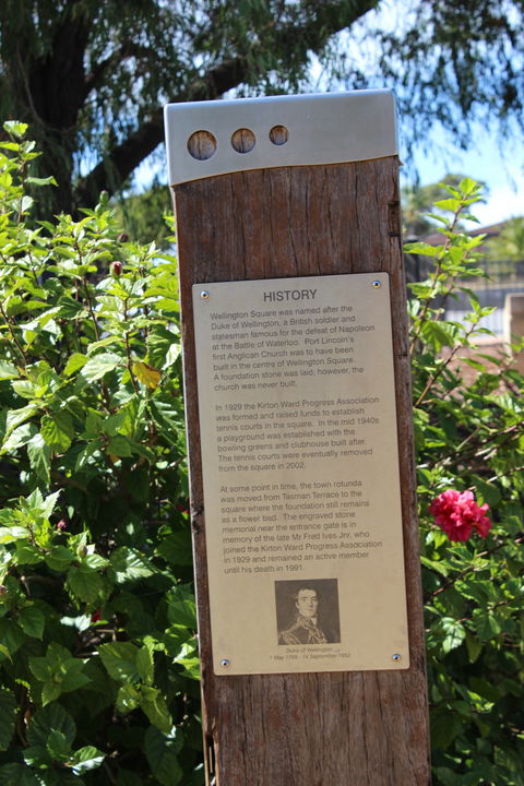 Wellington Square Playground - Accommodation QLD 2