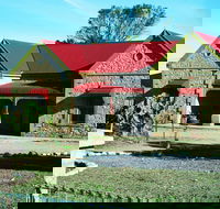 Balladonia - Accommodation QLD