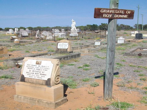 Blackall Cemetery - Accommodation QLD 1