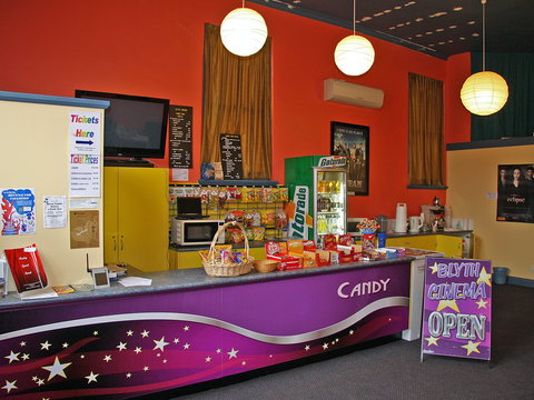 Blyth Cinema - Accommodation QLD 2