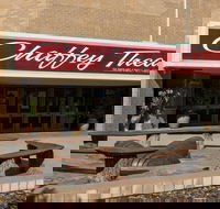 Chaffey Theatre - Accommodation QLD