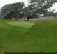 East Lake Golf Course - Accommodation QLD