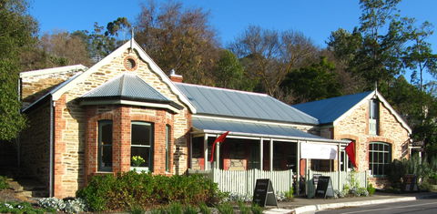 Emprades Vintage + Design - Accommodation QLD 0