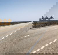 Eyre Highway - Accommodation QLD