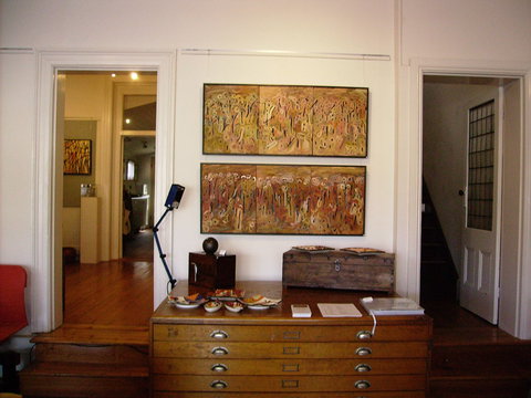 Falkner Gallery - Accommodation QLD 1