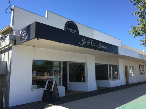 Jindera - Accommodation QLD 1