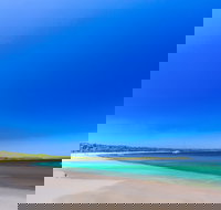 Long Beach - Accommodation QLD