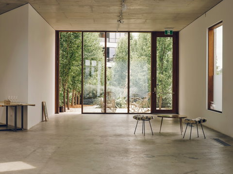 Nishi Gallery - Accommodation QLD 2
