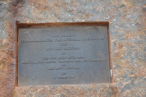 Noel Buntine Memorial - Accommodation QLD 2