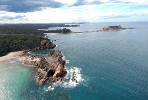 Snorkelling Guerilla Bay - Accommodation QLD 1