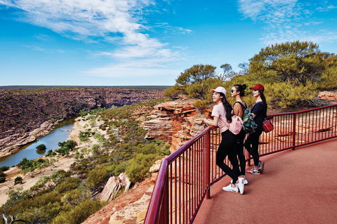 The Loop And Z Bend - Accommodation QLD 1