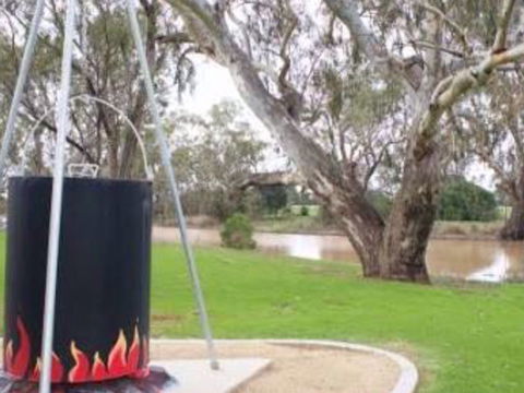 Trangie Big Billy - Accommodation QLD 0