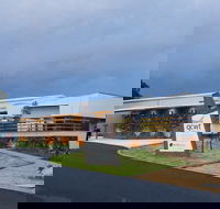 Varias Restaurant and Function Centre at the Queensland College of Wine Tourism - Accommodation QLD