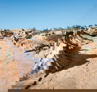 Walls of China Viewing Platform - Accommodation QLD