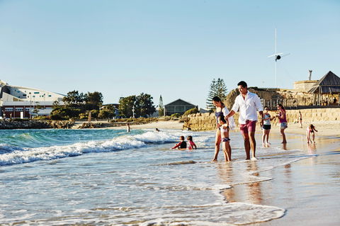 A Day In Fremantle - Accommodation QLD 2