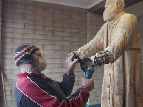 Ant's Redgum Gallery - Accommodation QLD 2