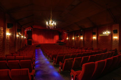 Avoca Beach Picture Theatre - Accommodation QLD 1