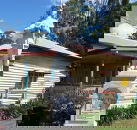 Brooweena War Memorial - Accommodation QLD