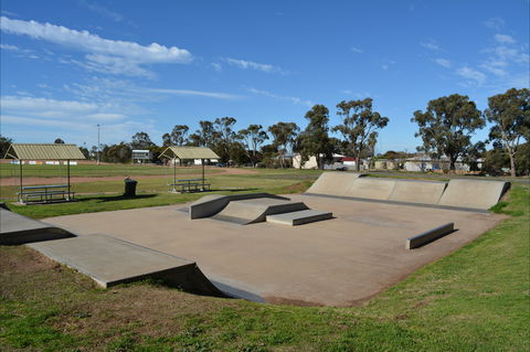 Cleve Sporting Facilities - Accommodation QLD 1
