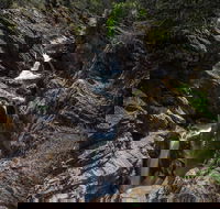 Dasher Falls - Accommodation QLD