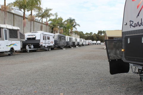 Gateway Caravans - Accommodation QLD 1