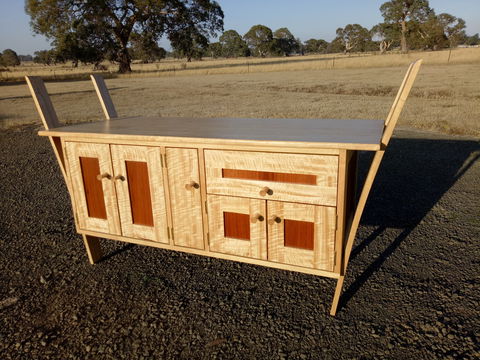 Gerard Murphy Furniture Dunkeld - Accommodation QLD 0
