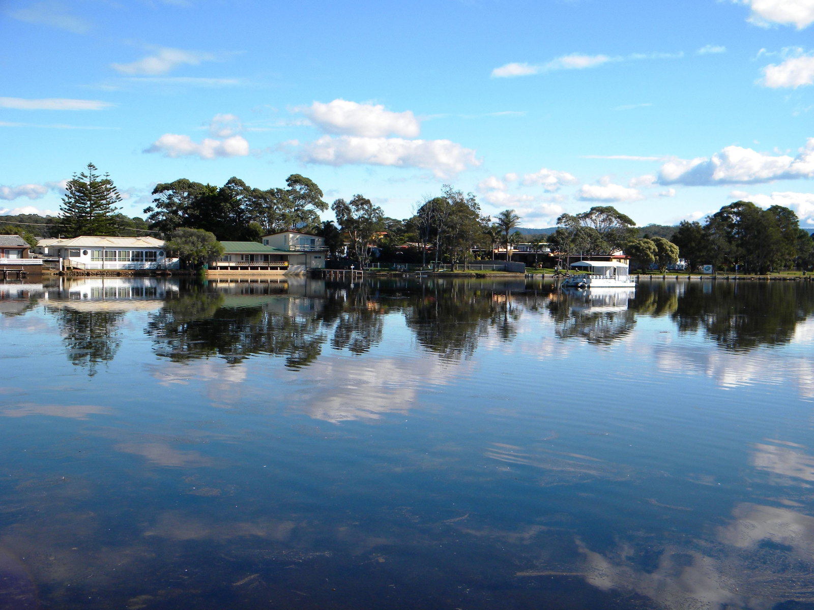 Kings Point NSW Accommodation QLD