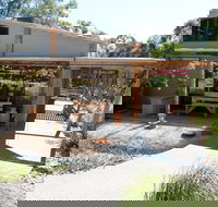 Marion Rosetzky Gallery - Accommodation QLD