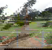 McConnell Park and Toogoolawah War Memorial - Accommodation QLD