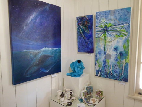 Old SchoolHouse Gallery - Accommodation QLD 1