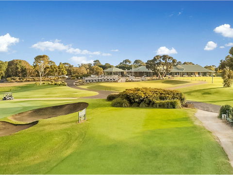Rosebud Country Club - Accommodation QLD 1