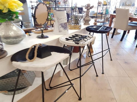 TSG Giftware Young - Accommodation QLD 2