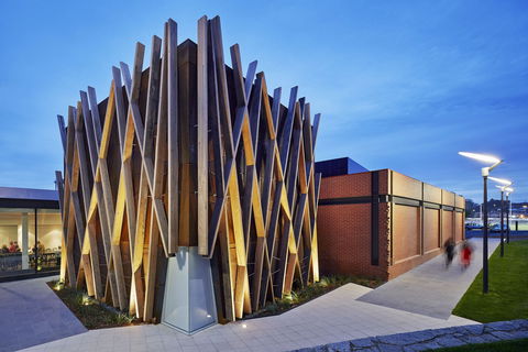 Bendigo Art Gallery - Accommodation QLD 1