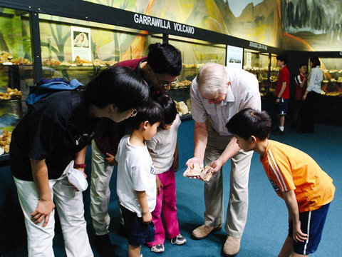 Crystal Kingdom - Accommodation QLD 0