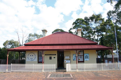 Dredge's Cottage - Accommodation QLD 0
