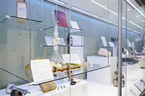 Geoffrey Kaye Museum Of Anaesthetic History - Accommodation QLD 0