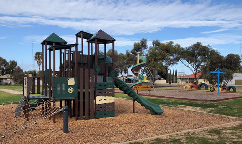New Town Playground - Accommodation QLD 1