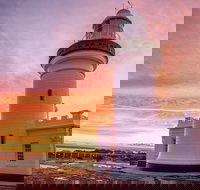 Point Perpendicular Lighthouse and Lookout - Accommodation QLD