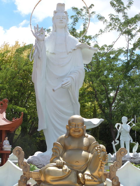 Sakyamuni Buddhist Centre/Van Hanh Monastery - Accommodation QLD 2