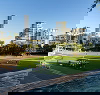 Spring Hill - Accommodation QLD