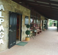 Australian Alpaca Barn - Pokolbin - Accommodation QLD