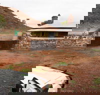 Barrow Creek - Accommodation QLD