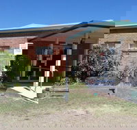 Binalong Community Club - Accommodation QLD