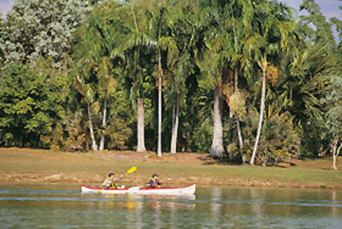 Lake Alexander - Accommodation QLD 0