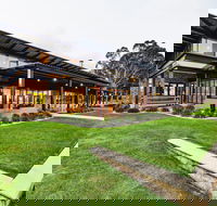 Lakeside Function Centre - Eight Willows Retreat - Accommodation QLD