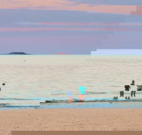 Mackerel Islands - Accommodation QLD