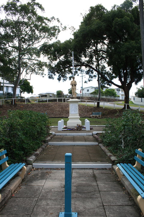 Manly War Memorial - Accommodation QLD 2